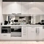 Opulent Level 25 Condo With Breathtaking Views