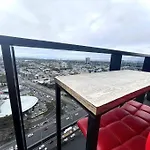 Cosy 1 Bedroom With Sea View With Free Carpark