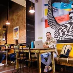 Yha Melbourne Central
