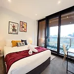 Astonishing Southbank Pearl Tower Residences Near Crown Casino