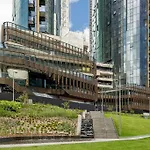 City View Luxury 3 Bedroom Apartment-Free Car Park
