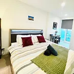 Sweet Home Apartment North Melbourne