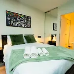 Luxe Haven - 42Nd Floor Panoramic City Views