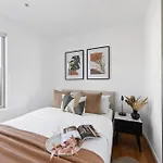 Stylish Serenity At Orrong