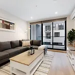 More Style Than Garfield 00156
