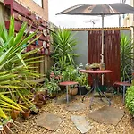 Staycentral - Tranquil Spacious Townhouse