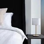 1 Brm, Southbank, Next To Crown, King Bed