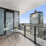 Stunning 2Br Apt Next To Southern Cross