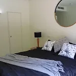 East Melbourne Studio - Mcg, Cbd, Shops, Transport