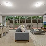 Exclusive Stays - Southbank Tower