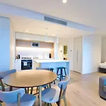 Rest Collection Sky High Apartment As West Side Place