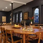 The Penthouse On Gertrude St - Fitzroy