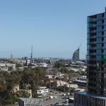 Premium Albert Park Grand Prix Apartment By Ready Set Host