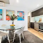 Furnished One Bedroom Apartment St Kilda Road For 5 Nights Plus