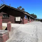 *Promo!* 2-Min To Train Station!