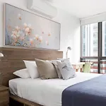 Modern Magic On Yarra River With Resort Amenities