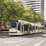 Modern Resort-Style Stay Near Queen Vic Market