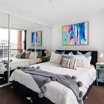 Yarra River Retreat - A Central Gateway On Flinders