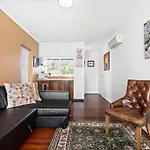 Fitzroy Meets Clifton Hill At This Cosy Retreat
