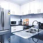 Lux 3Br Bourke St Sub-Penthouse 2 Free Parkings And Huge Private Terrace