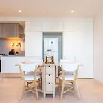 Cozy & Spacious 2B2B Apt In Cbd