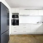 The Lookout - Sunny St Kilda Contemporary