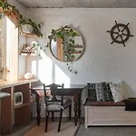 Napier Street Nook - A Chic Studio Masterpiece