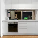 \'Collins Central\' Sleek Light-Filled Pad In The Cbd
