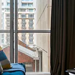 \'Collins Central\' Sleek Light-Filled Pad In The Cbd