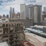 Serenity On Swanston - Stylish Cbd Living By Rmit
