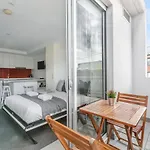 Nicholson\'S Nest - A Balcony Studio In Funky Fitzroy