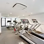 King & Sofa Bed - Serene Apt In Southbank With Free Parking