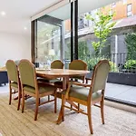 Laneway Leisure - Leafy Delight In The Heart Of Fitzroy