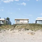 Beyond The Blue - Beachfront Beauty On Your Doorstep