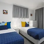 Grand Luxury In The Cbd Along The Yarra River