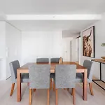 Sunny Seclusion Minutes From South Yarra Station