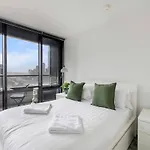 Aura Off Flinders Lane - A City Centre Balcony Abode