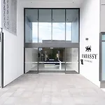 Luxury Living, Richmond