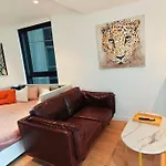 Southbank 23F 1Br 4Guest City Skyline Pool & Gym