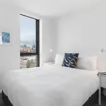 Smith Street Crossing - Central City-View Serenity