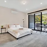 Spacious Townhouse