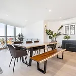 \'The Fawn\' Relish In Sub-Penthouse Panorama