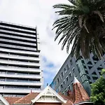 \'The Albert\' Where The City Meets St Kilda
