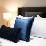 Gordons Place Entire Apartment Cbd Location