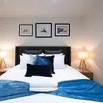 Gordons Place Entire Apartment Cbd Location