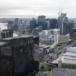 Yarra River View Apartment Room