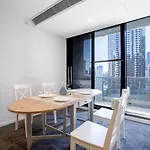 South Bank 2 Bedroom Apartment With 1 Parking