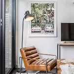 The Little Sage - A Lodge-Style Urban Retreat