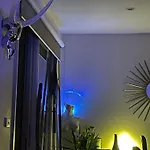 Theavenue3181
