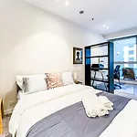 Modern 1B1B Artist Apt * Wfh Study